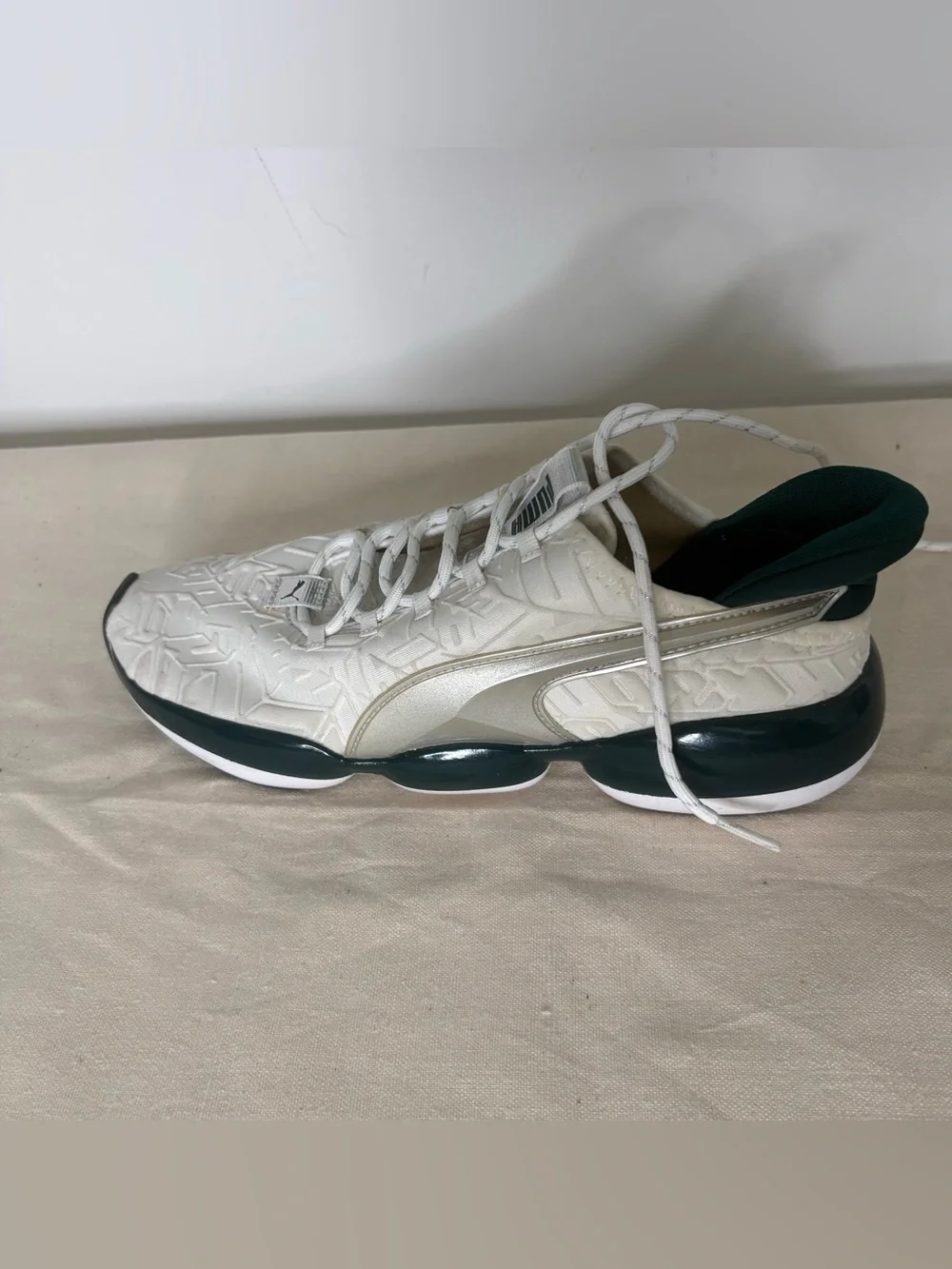 Puma Mode XT Trailblazer 192267 02 TZ White Green Sneakers Shoes Womens 8,5